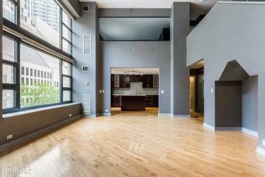 Main picture of 401 E Ontario Condos