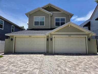 Main picture of 3206 W Horatio St