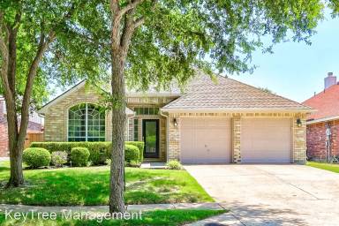 Main picture of 5521 Pebble Ct