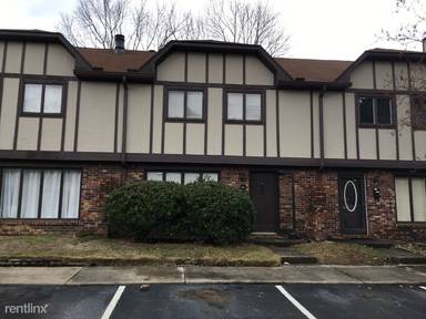 Main picture of 1831 Ashborough Ct SE