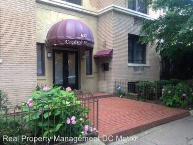 Main picture of 637 3rd St NE