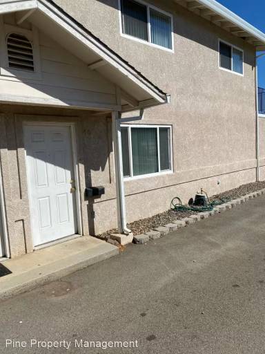 Main picture of 1146 N Court St