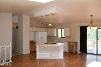Main picture of 1773 Deweese St