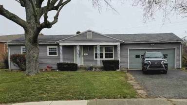 Main picture of 326 N Norton St