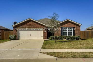 Main picture of 2221 Meadow Dr