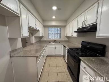 Main picture of 514 E Valencia Ave