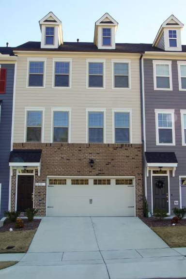 Main picture of 1033 Danvers Loop