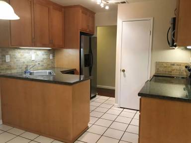 Main picture of 2575 Easton Way