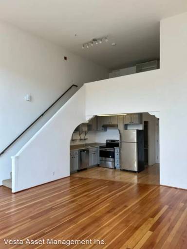Main picture of 385 10th St