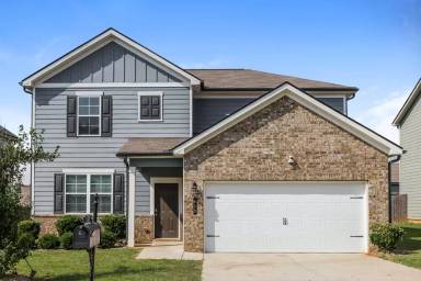 Main picture of Hamilton Pointe