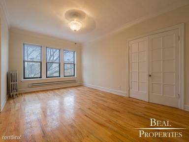 Main picture of 4614 N Paulina St