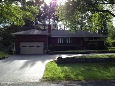 Main picture of 1078 Cornelius Ave