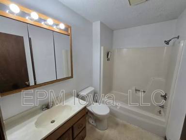 Main picture of 151 3rd St W