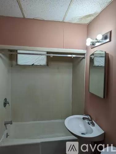 Main picture of 1010 Mohawk St