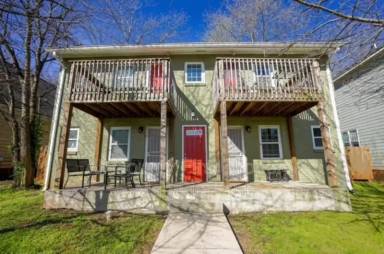 Main picture of 927 Fortress Ave SW