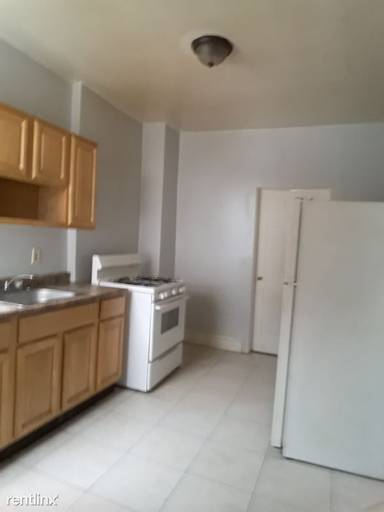 Main picture of 45 W 54th St