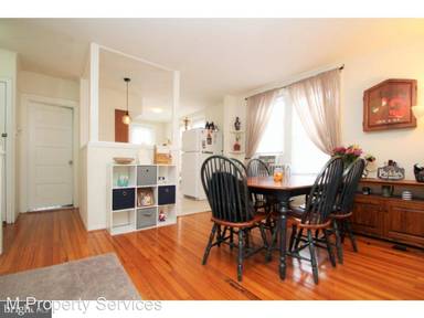 Main picture of 214 W 3rd Ave