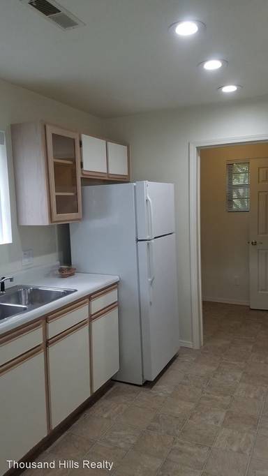 Main picture of 2700 Green Mountain Dr