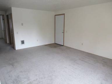 Main picture of 4261 Tiffany Pl NE
