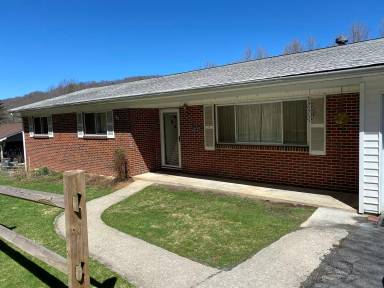 Main picture of 312 Clint Norris Rd