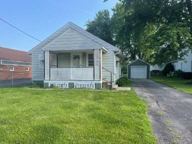 Main picture of 156 E Cox St