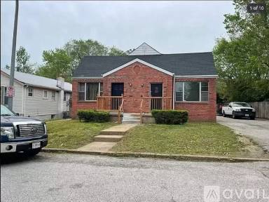 Main picture of 8875 Lowell St