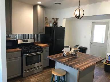 Main picture of 314 Main St
