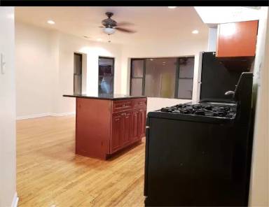 Main picture of 7746 S Yates Blvd