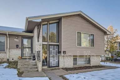 Main picture of 4725 S Acoma St