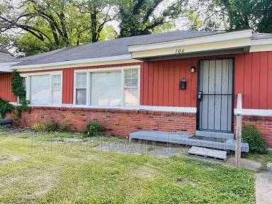 Main picture of 106 N Holmes St