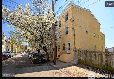 Main picture of 113 Seville St