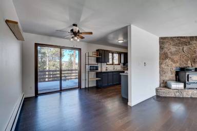Main picture of 517 Conifer Dr