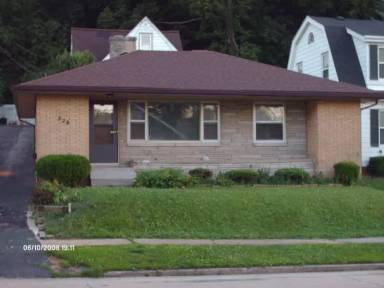 Main picture of 222 Johnson St