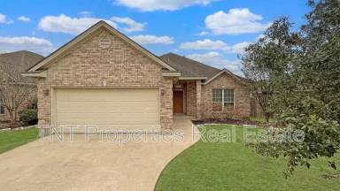 Main picture of 3816 Dresden Ln