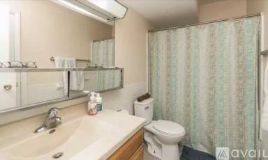 Main picture of 403 21st Avenue Pl