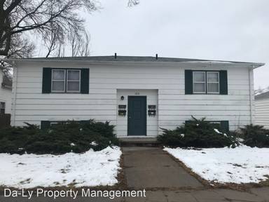 Main picture of 1313 W 5th St