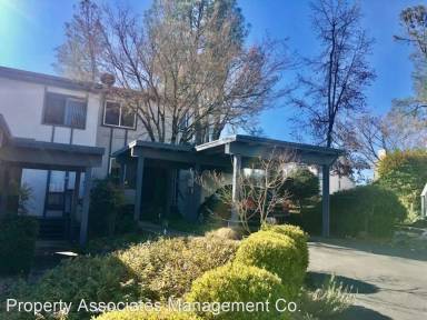 Main picture of 103 Rockwood Dr