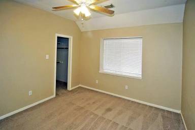 Main picture of 9607 Mystic Crossing Ct