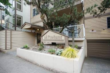 Main picture of 12014 15th Ave NE