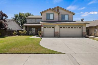 Main picture of 881 W Imperial Way