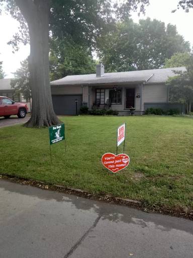 Main picture of 1135 E 49th St