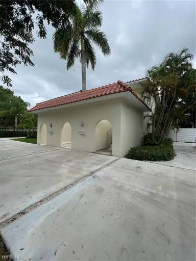 Main picture of 9210 SW 73rd Rd