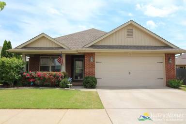 Main picture of 337 Harbor Glen Dr SW