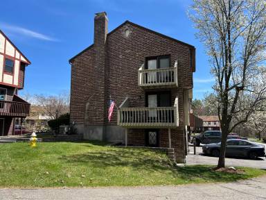Main picture of 34 Scotty Hollow Dr