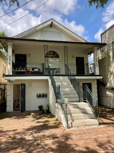 Main picture of 4838 Banks St