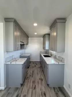 Main picture of 4836 Saturn St
