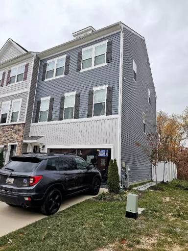 Main picture of 7979 Patterson Way