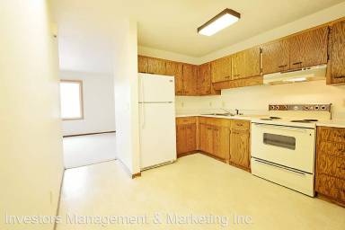 Main picture of 525 9th St SE