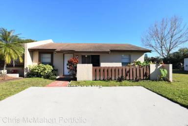 Main picture of 3115 Yorych Ln