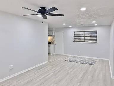 Main picture of 128 NE Babbit St